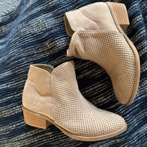 Mia suede booties, size 6. Worn once.
